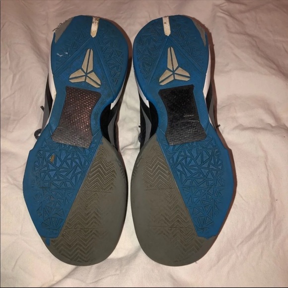 Kobe 7 Grey Cheetah Shoes - Picture 7 of 7